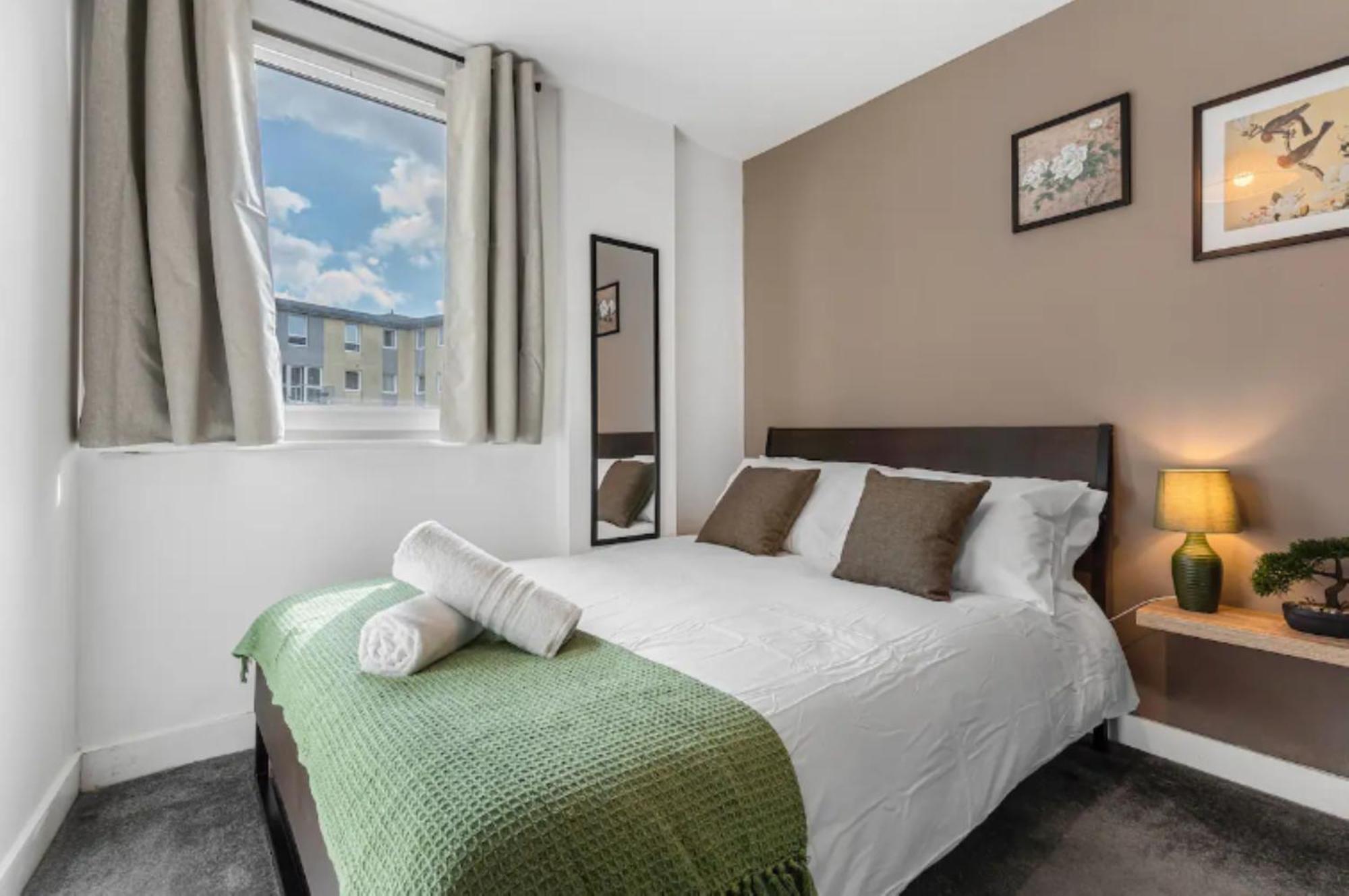 Oriental Suite 2 Bed 2 Bath Netflix And Free Parking, Games- Maihom Birmingham Eksteriør billede