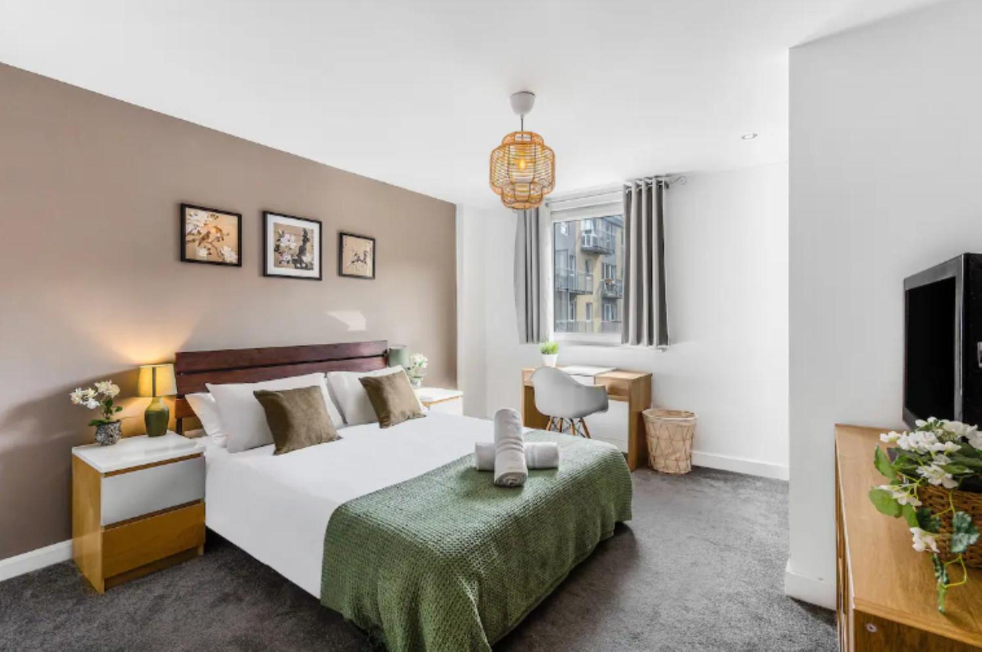 Oriental Suite 2 Bed 2 Bath Netflix And Free Parking, Games- Maihom Birmingham Eksteriør billede